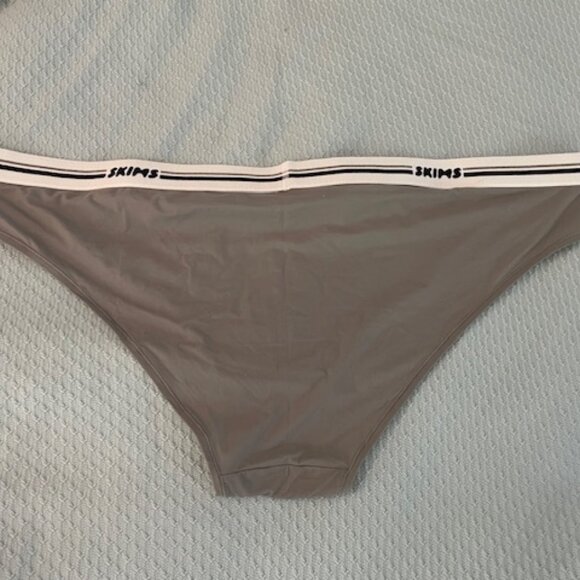 NWT SKIMS Everybody Logo Bikini Smoke Gray Grey Make Your Own Bundle Size 4x $20 - Picture 16 of 16